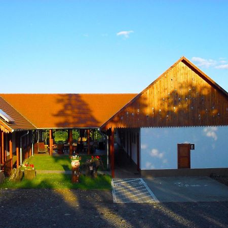 Nyakiglab Villa Szegi 외부 사진