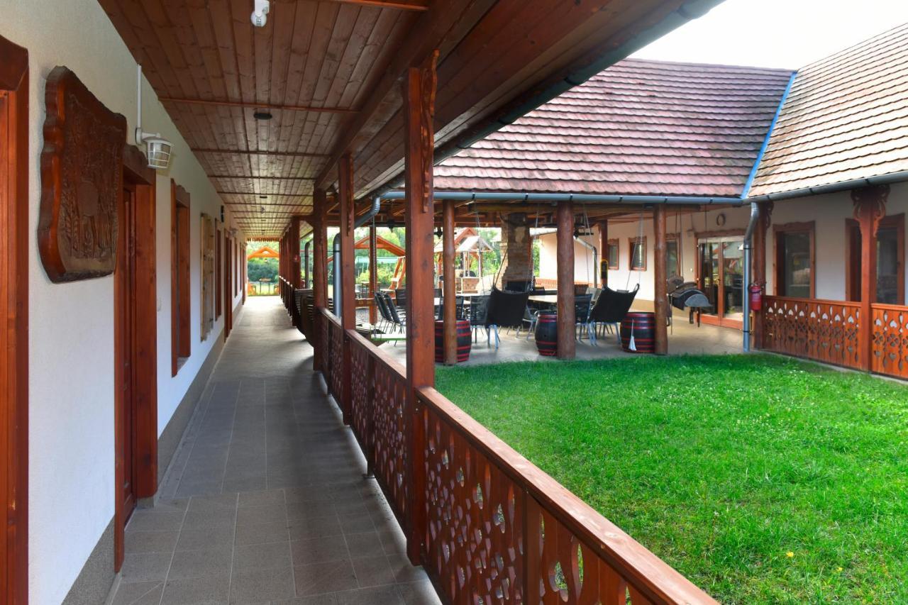 Nyakiglab Villa Szegi 외부 사진